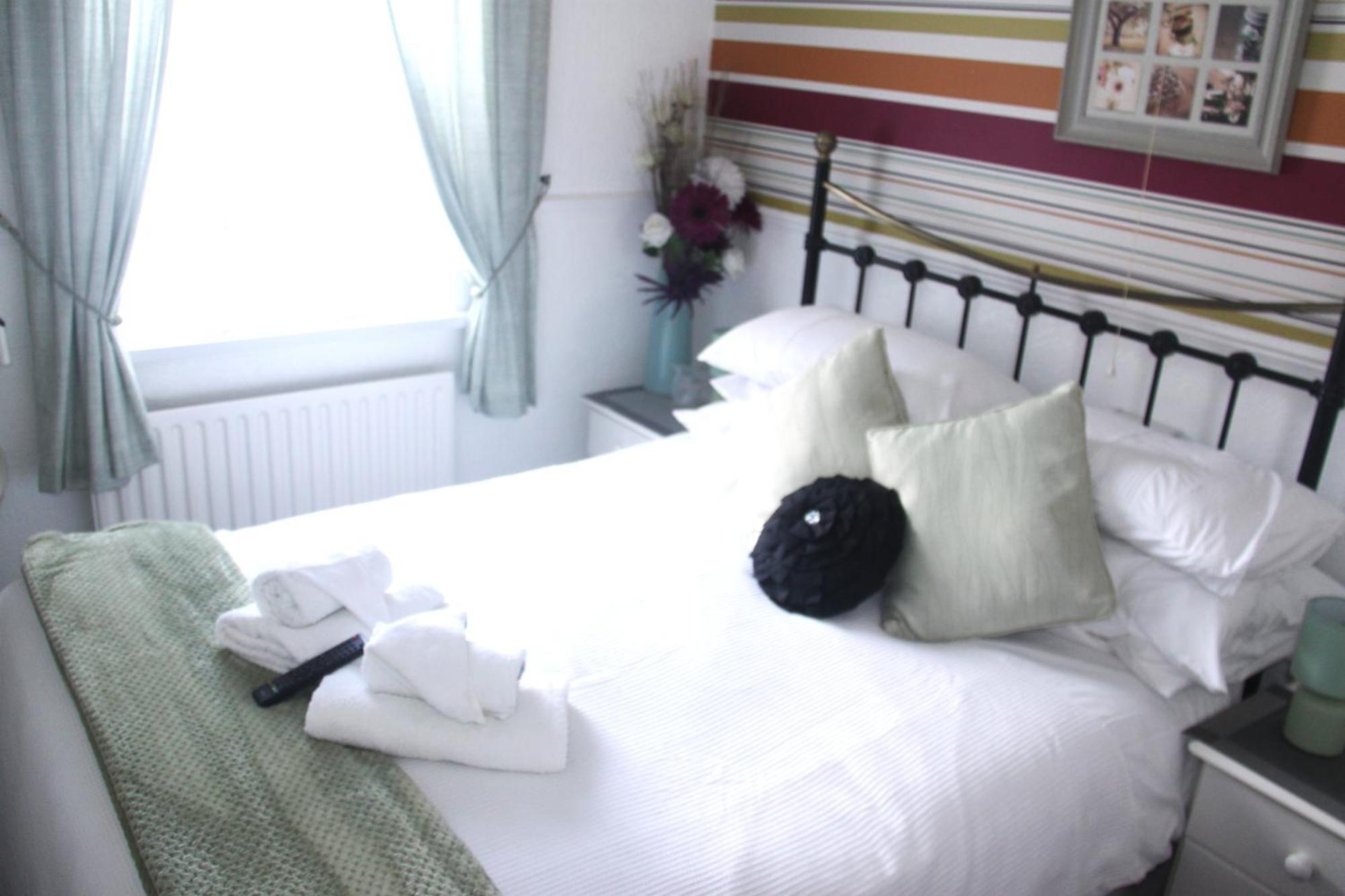Serena Court Hotel Skegness Esterno foto