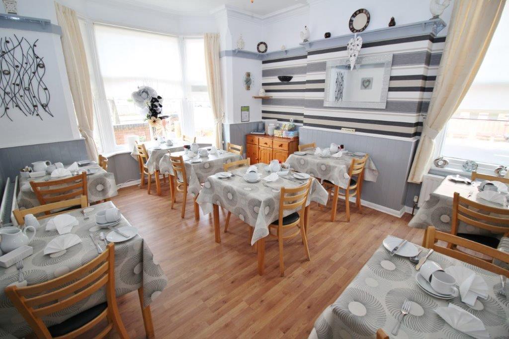 Serena Court Hotel Skegness Esterno foto